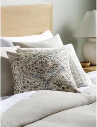 Emily Jean EMJ-006 18"L x 18"W Accent Pillow