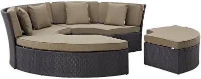 Convene Circular Outdoor Patio Daybed Set