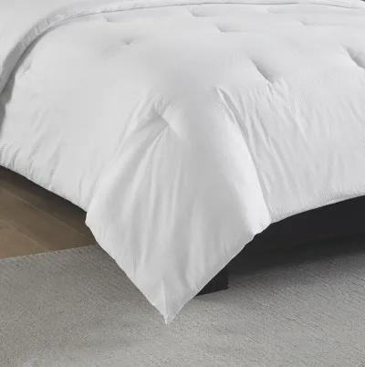 Honeycomb Textured Oversized Down Alternative Comforter