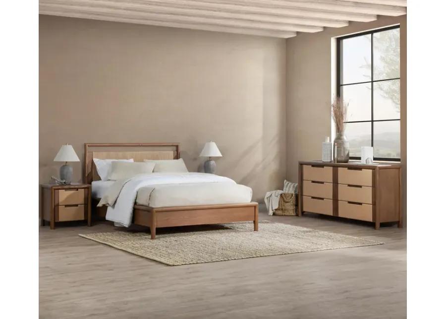 Corda Oak Veneer Eastern King Bed Nut Brown/Natural