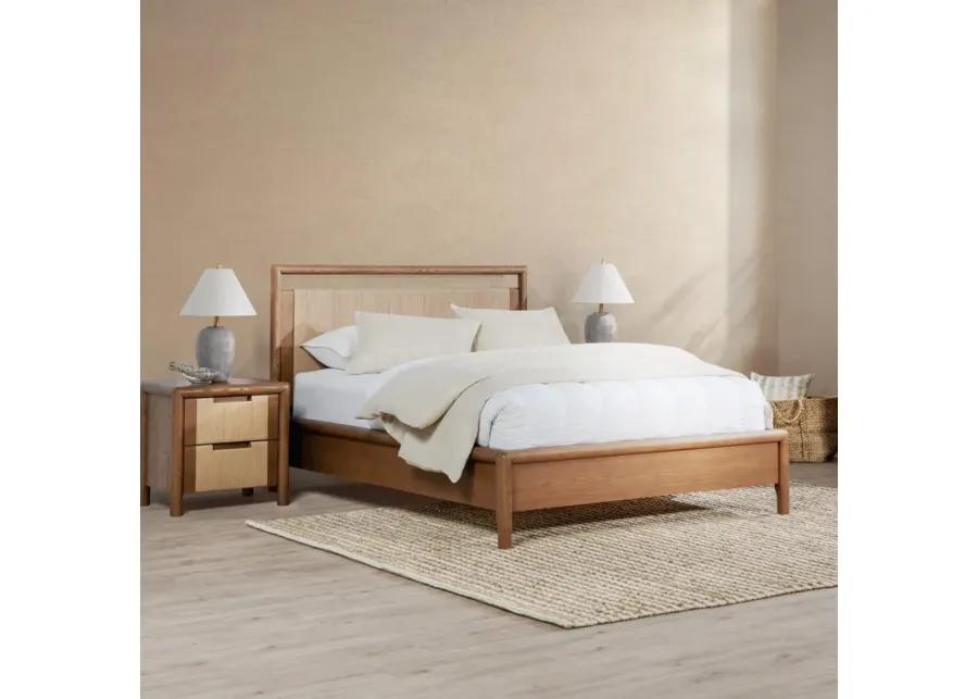 Corda Oak Veneer Eastern King Bed Nut Brown/Natural