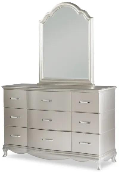 Vogue Dresser