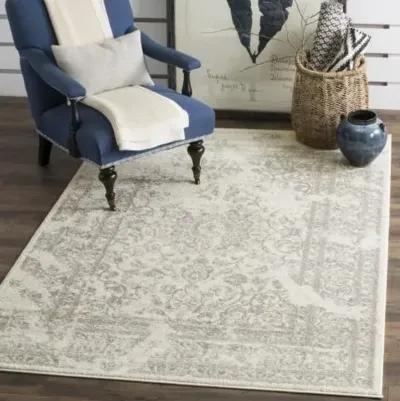 Adirondack Contemporary Ivory / Silver 8' X 8' Round Powerloomed Rug