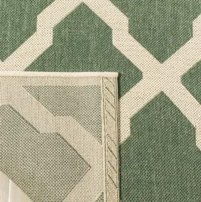 LINDEN 122 Collection LND122Y-6SQ Green / Creme 6'-7" X 6'-7" Square