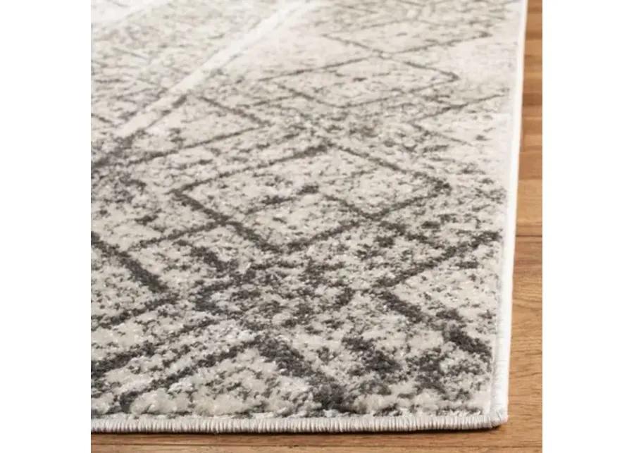 Adirondack Contemporary Silver / Black 2'-6" X 4' Powerloomed Rug