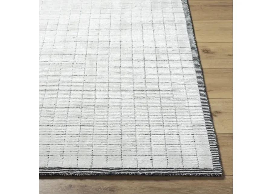 Carre 4' x 6' Rug