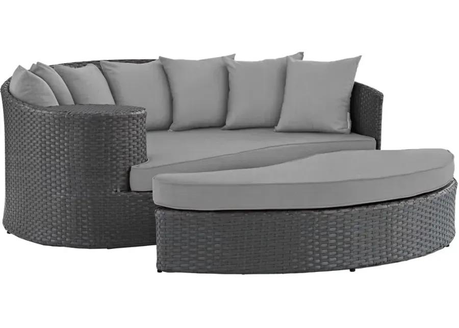 Sojourn Sunbrella® Outdoor Daybed