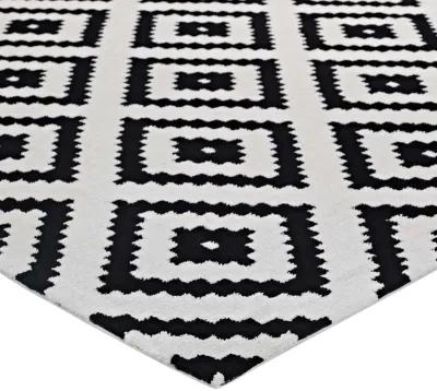 Alika Abstract Diamond Trellis 5x8 Area Rug