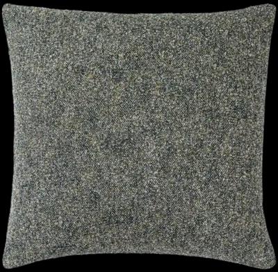 Saanvi SNV-002 18"L x 18"W Accent Pillow