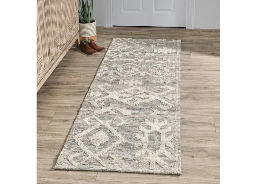 Hoeft 2.6'x8' Indoor Outdoor Handwoven Gray Geometric Accent Rug