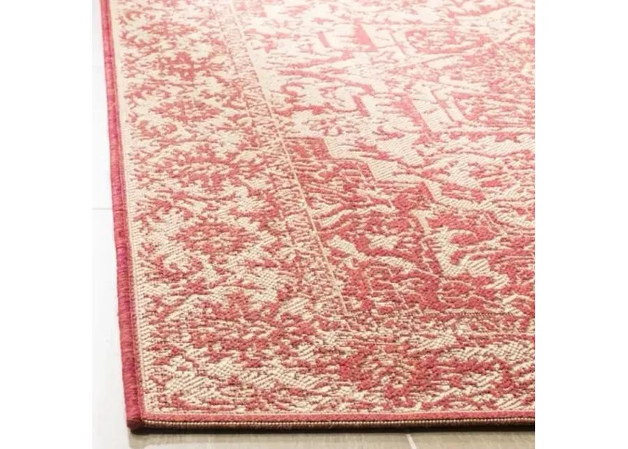 LINDEN 139 Collection LND139Q-6 Red / Creme 6'-7" X 9'-2"