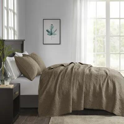 Madison Park Quebec Mocha Reversible Quilt Set