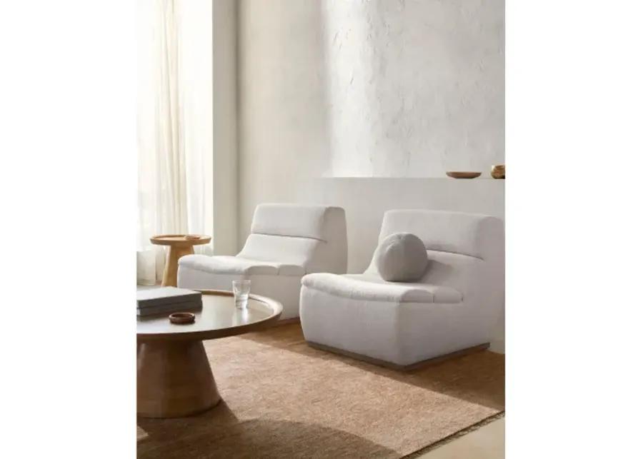 Amira AMIR-001 17"H x 40"W x 40"D Coffee Table