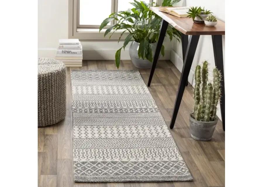 La Casa 6'4" x 9' Rug