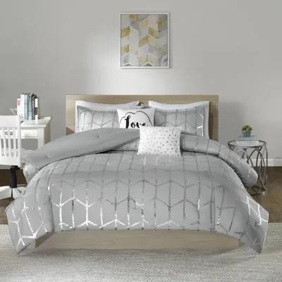 Intelligent Design Raina Grey/Silver Metallic Printed Comforter Set