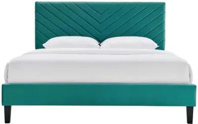 Roxanne Performance Velvet King Platform Bed