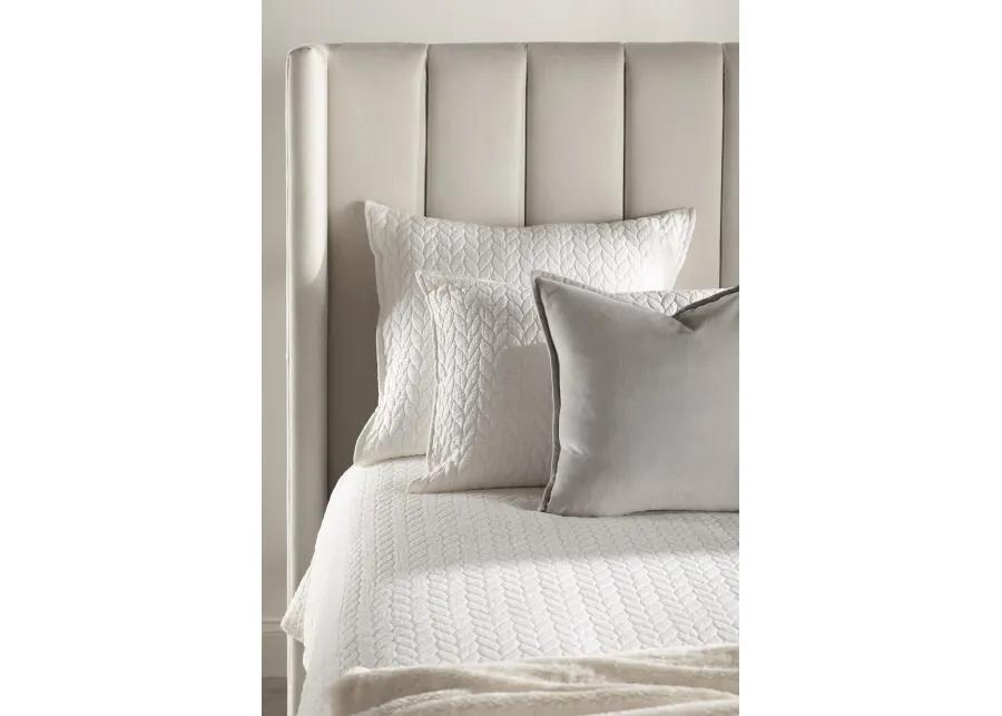 Chandler Standard King Bed