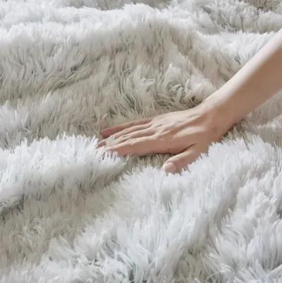 Shaggy Faux Fur Comforter Mini Set