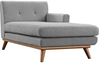 Engage Right-Facing Sectional Sofa