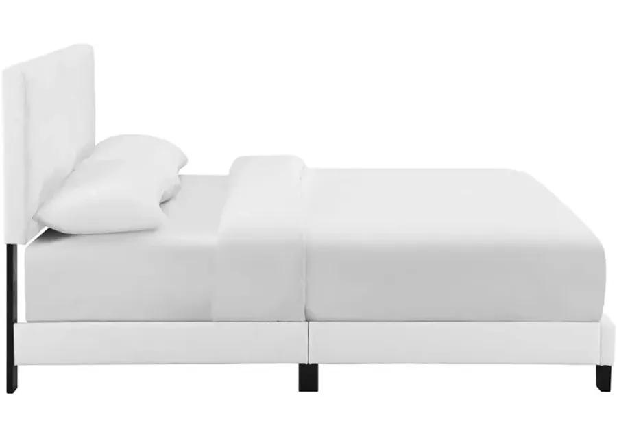 Amira Bed