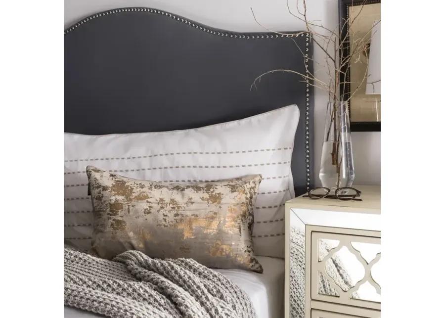 Edmee Metallic  Pillow