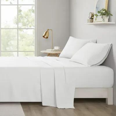 Intelligent Design Microfiber White All Season Soft Touch Sheet Set