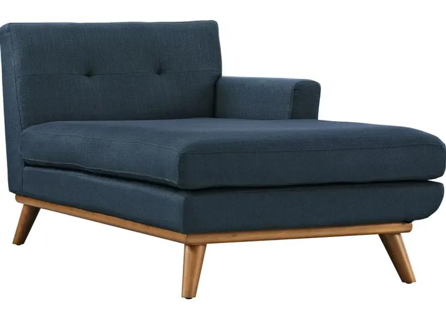 Engage Right-Facing Sectional Sofa