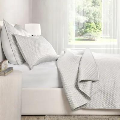 Winthrop 100% Sateen Silver King Quilt