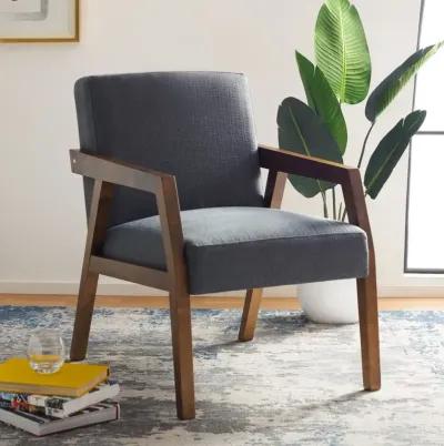 OLYVAR ARM CHAIR