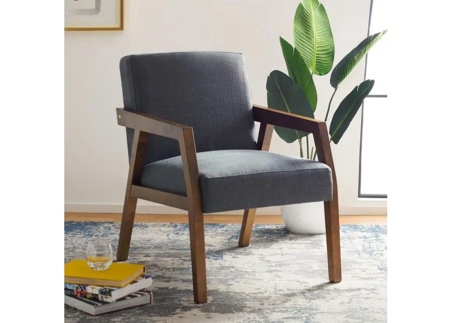 OLYVAR ARM CHAIR