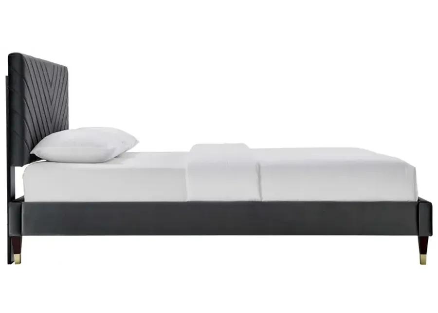 Roxanne Performance Velvet Queen Platform Bed