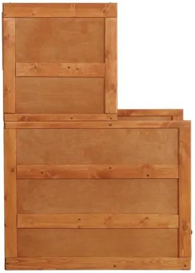 Wrangle Hill 4-drawer Stairway Chest Amber Wash