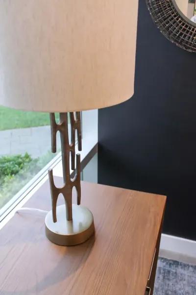 Skye Niko Lamp