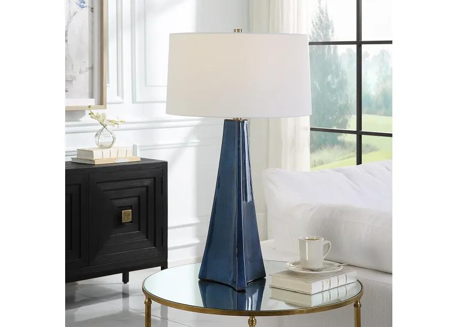 Teramo Scalloped Table Lamp