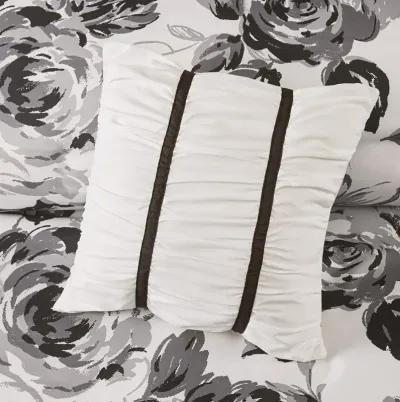 Intelligent Design Dorsey Black/White Floral Print Comforter Set