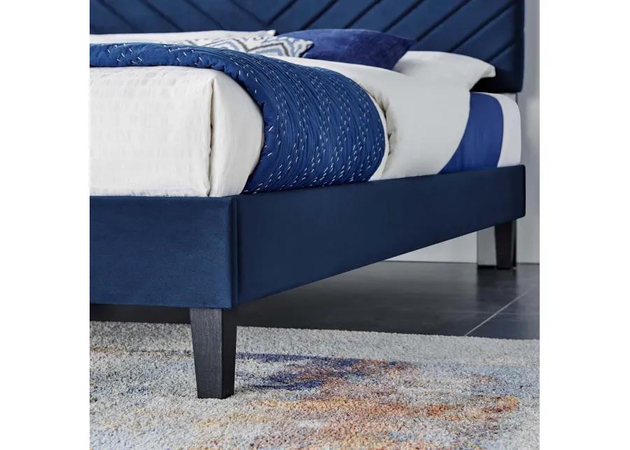 Roxanne Performance Velvet Queen Platform Bed