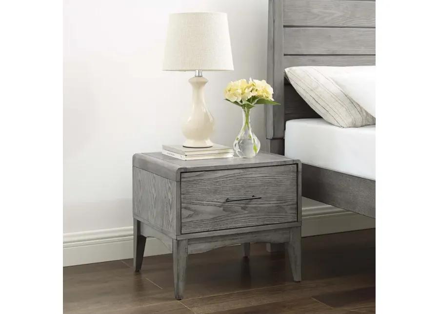 Georgia Wood 	Nightstand