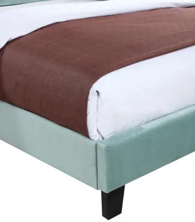 Amelia Queen Upholstered Bed