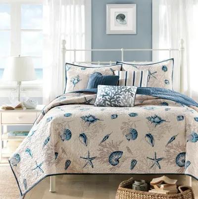 Madison Park Bayside Blue Quilt Set with Throw Pillows