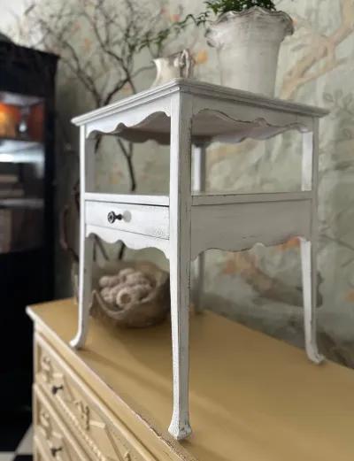 Charleston One-Drawer Accent Table