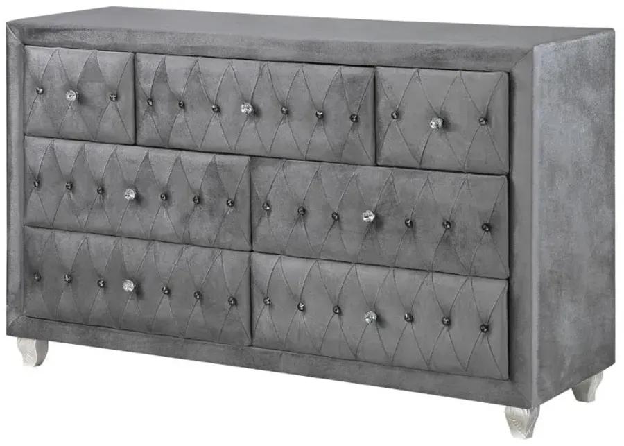 Deanna 7-drawer Rectangular Dresser Grey