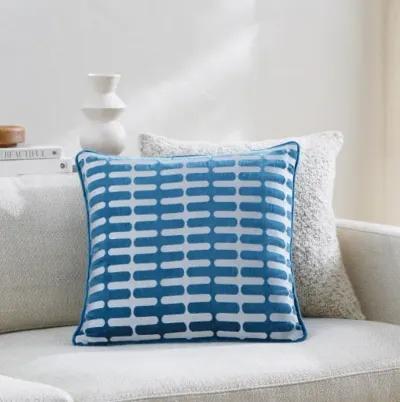 Connecticut CIU-002 20"L x 20"W Accent Pillow