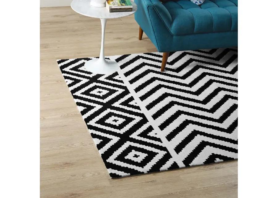 Ailani Geometric Chevron / Diamond 8x10 Area Rug