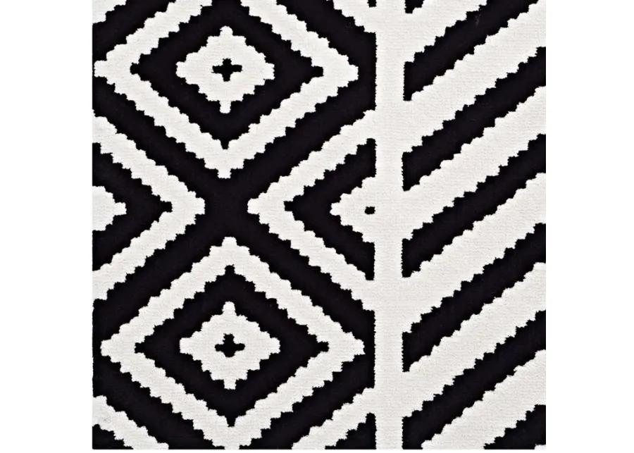 Ailani Geometric Chevron / Diamond 8x10 Area Rug