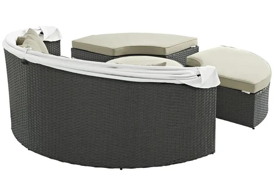 Sojourn Outdoor Patio Sunbrella® Daybed