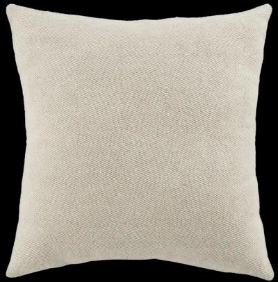 Darci  Pillow