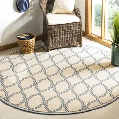 LINDEN 124 Collection LND124N-6R Cream / Blue 6'-7" X 6'-7" Round