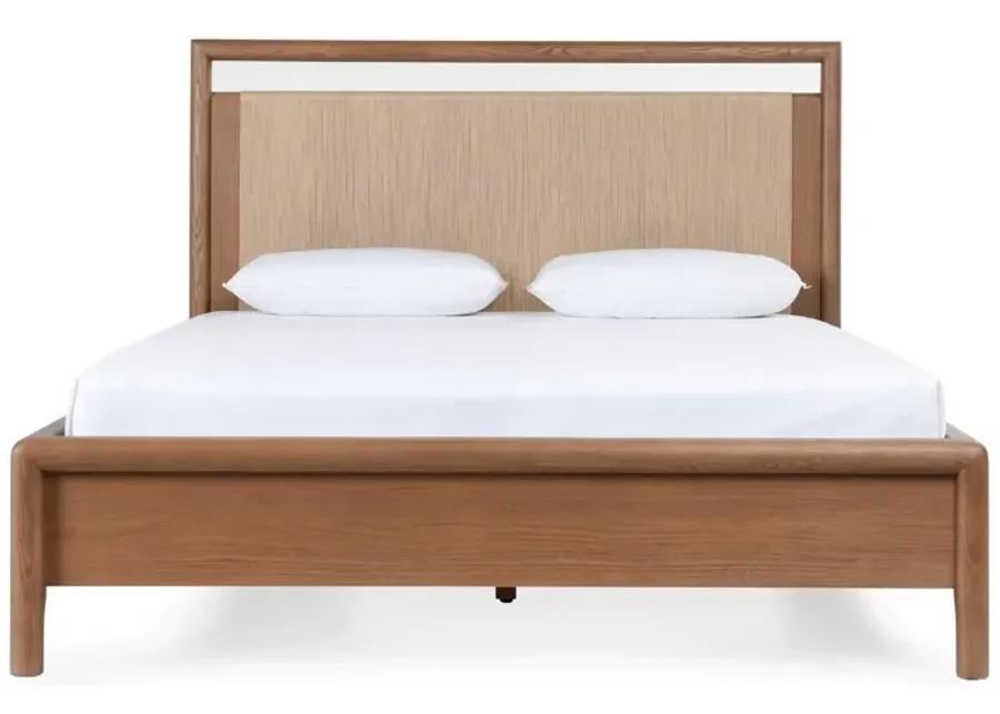 Corda Oak Veneer Queen Bed Nut Brown/Natural