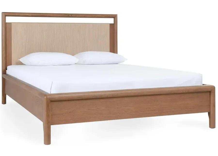 Corda Oak Veneer Queen Bed Nut Brown/Natural