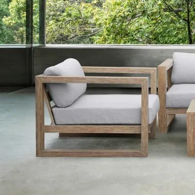 Paradise Outdoor Light Eucalyptus Wood Lounge Chair with Grey Cushions